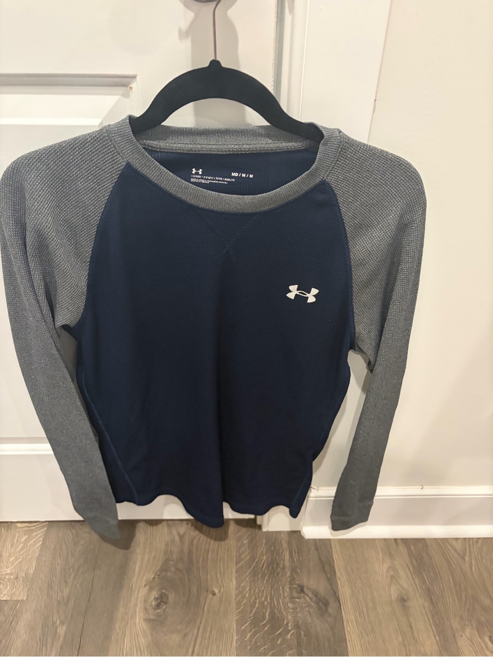 Under Armour Men’s Navy and Gray Long-Sleeve